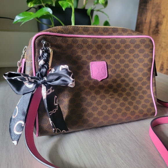 Authentic Vintage Celine Clutch bag - Picture 1 of 15